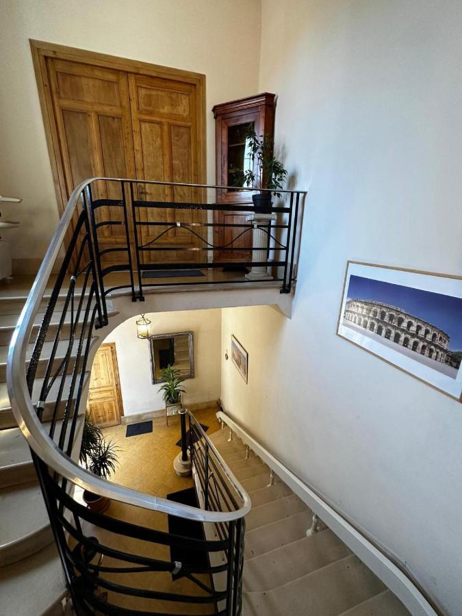 Appartement 4 A 8 Personnes, Spacieux De Standing Classe 4 Etoiles Nîmes Exteriör bild