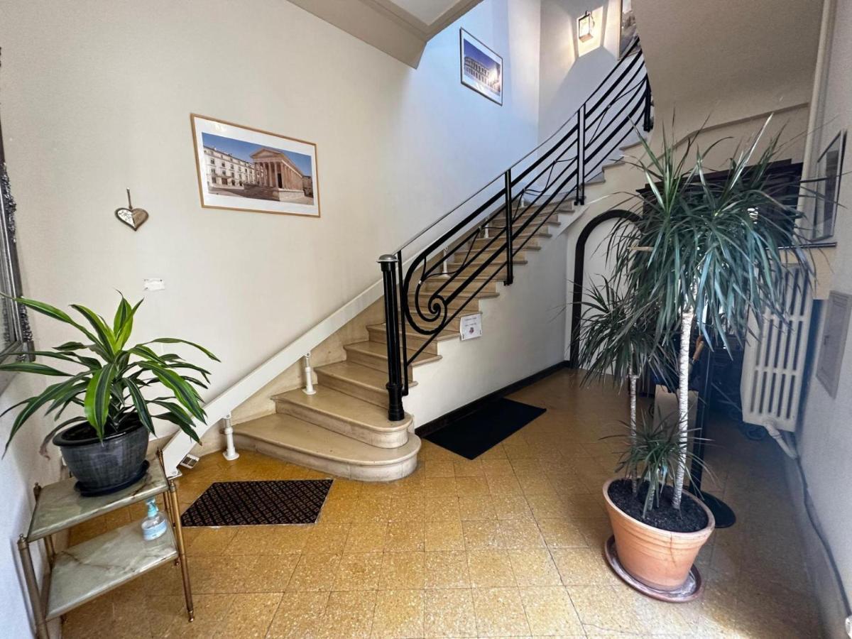 Appartement 4 A 8 Personnes, Spacieux De Standing Classe 4 Etoiles Nîmes Exteriör bild
