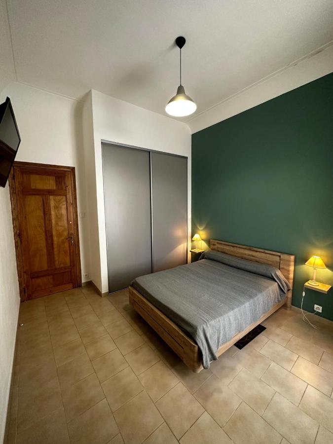 Appartement 4 A 8 Personnes, Spacieux De Standing Classe 4 Etoiles Nîmes Exteriör bild