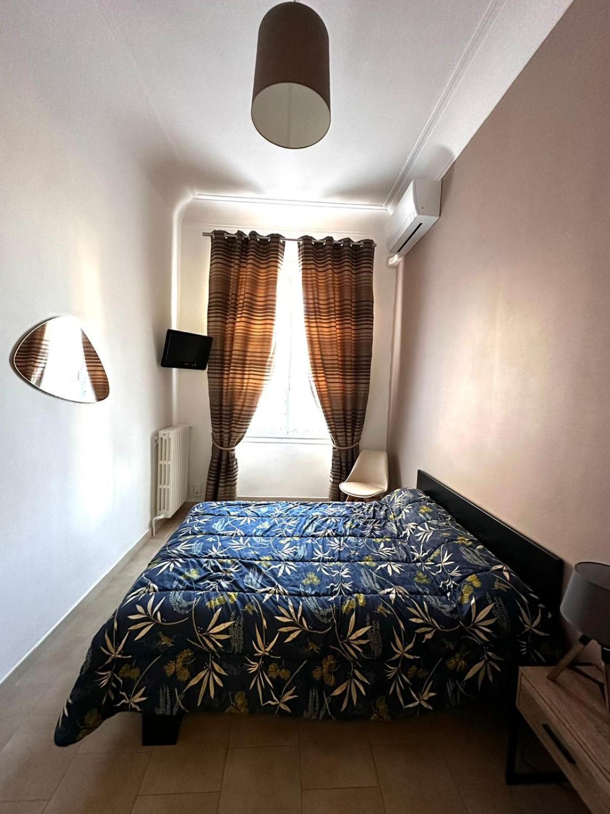 Appartement 4 A 8 Personnes, Spacieux De Standing Classe 4 Etoiles Nîmes Exteriör bild